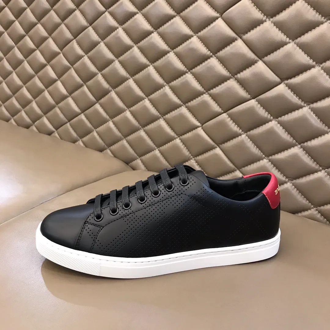 p380 ▫️B Home🆕Original boutique, classic plaid men's casual sneakers, made of selected calfskin, 100% original Burberry special fabrics! The rear KPU puncture method is decorated with the Burberry three-dimensional logo and the original outsole! 38/45